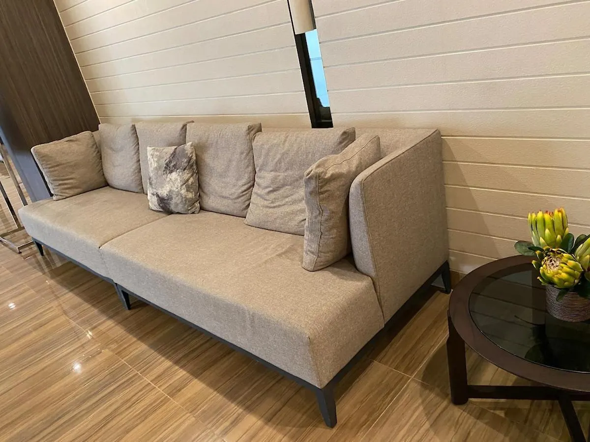Makati Ayala Luxury Stylish Uncle Sam Condo Gym Swim Park 300 Mb 2641 Manila 0*,